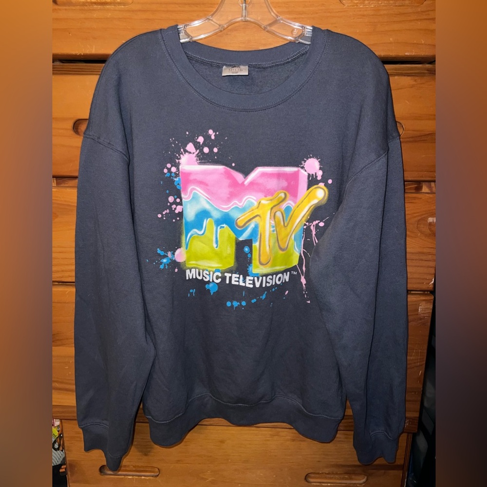 MTV Gray Crew Neck Sweater with Colorful Logo Large